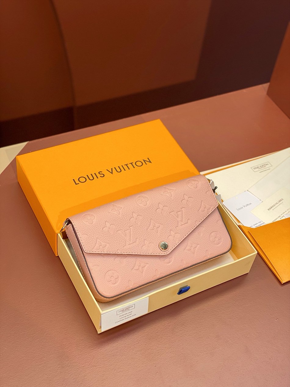 LOUIS VUITTON POCHETTE FÉLICIE Chain Pack M64064 LOUIS VUITTON POCHETTE FÉLICIE Chain Pack M64064
