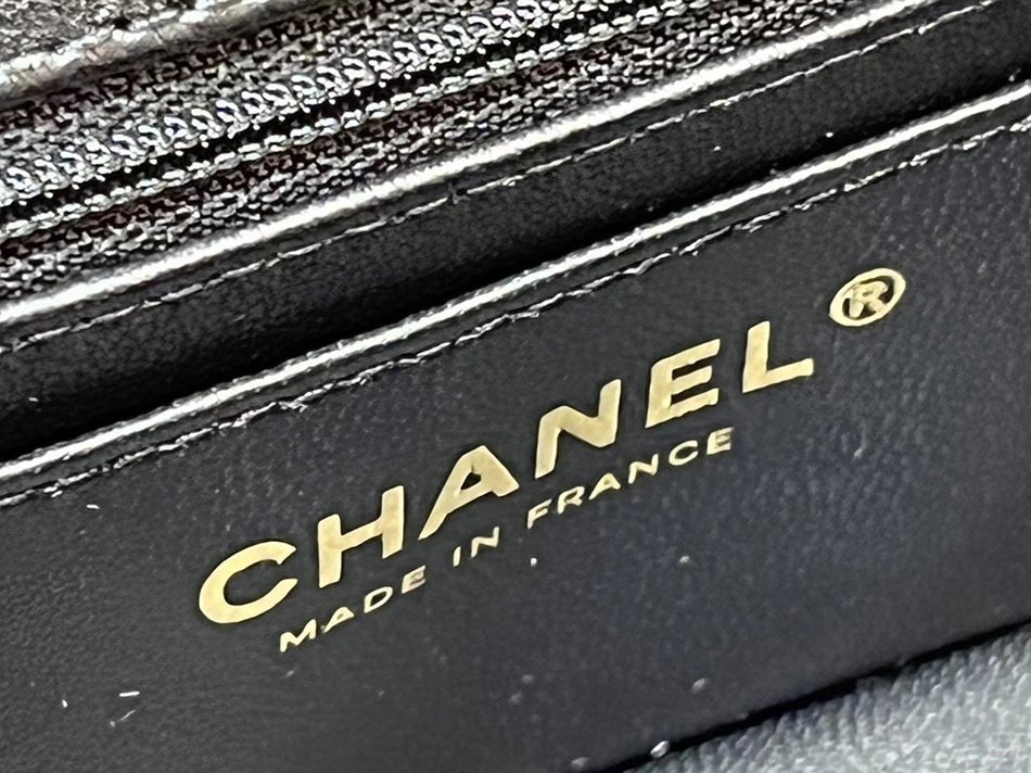 CHANEL 2023 Autumn/Winter Global Limited Edition Mini Box Bag AS4469