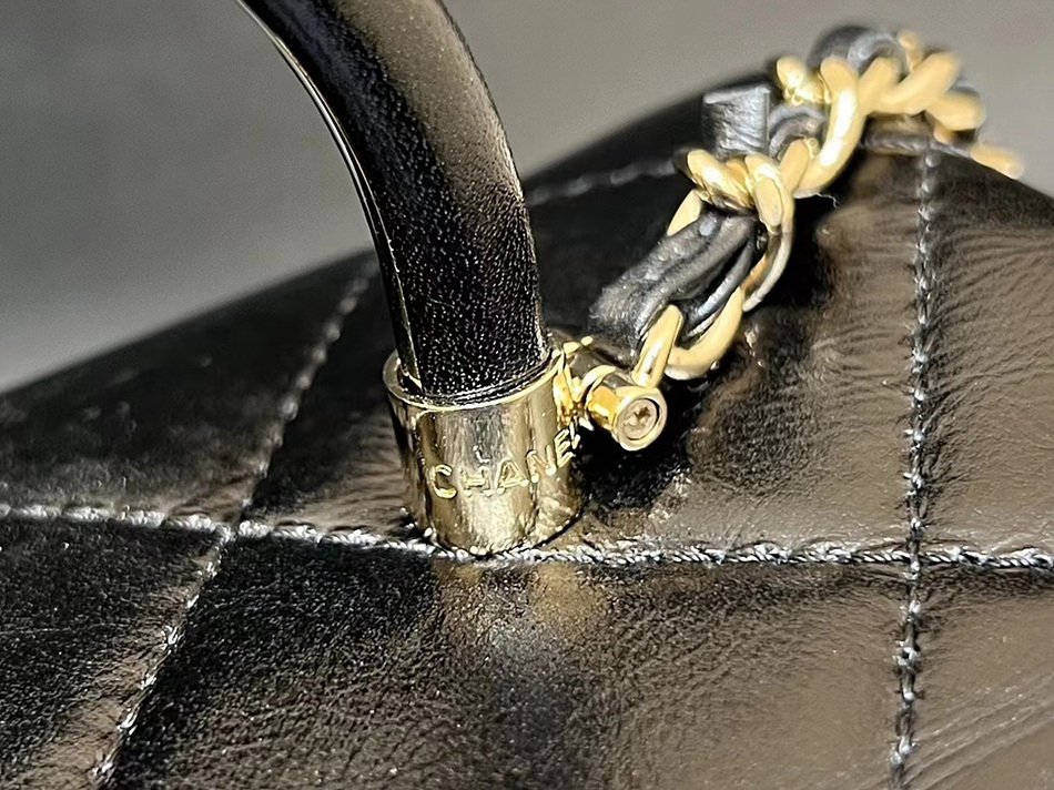 CHANEL 2023 Autumn/Winter Global Limited Edition Mini Box Bag AS4469