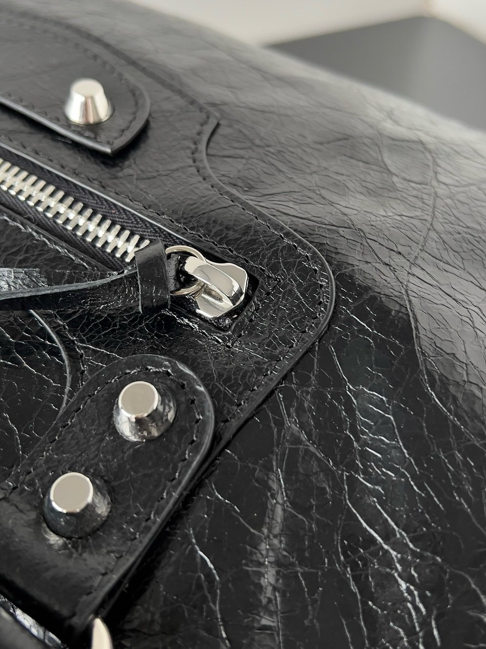 BALENCIAGA LE CITY Medium Handbag S1000