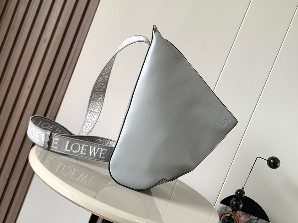 LOEWE Soft and smooth cow leather and jacquard Anton Sling handbag B511A