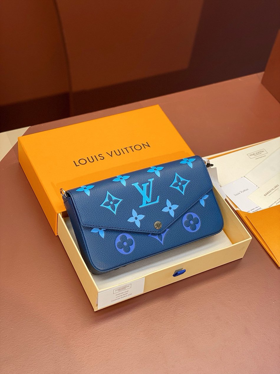 LOUIS VUITTON POCHETTE FÉLICIE Chain Pack M82349