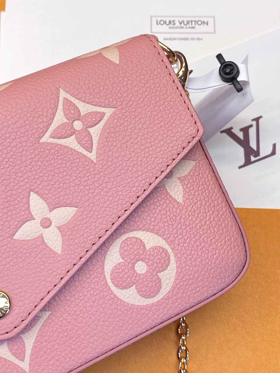 LOUIS VUITTON POCHETTE FÉLICIE Chain Pack M81759