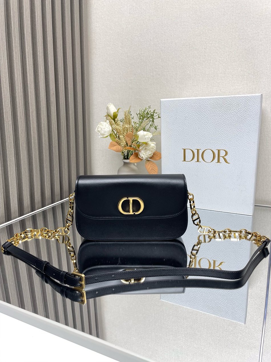 DIOR 30 Montaigne Avenue handbag M9260