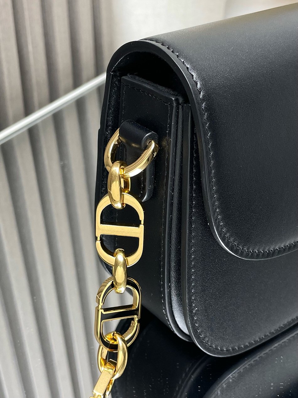 DIOR 30 Montaigne Avenue handbag M9260