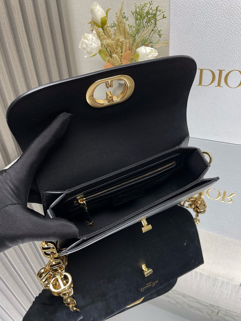 DIOR 30 Montaigne Avenue handbag M9260