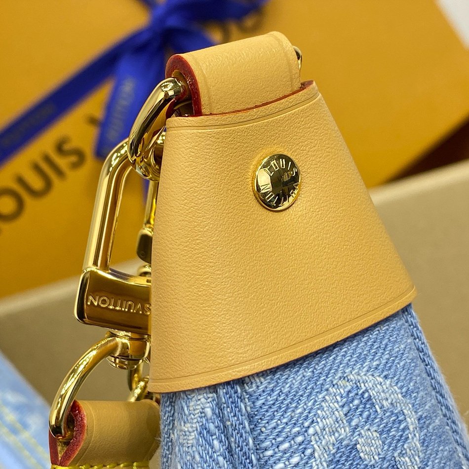 LOUIS VUITTON LOOP handbag M24846
