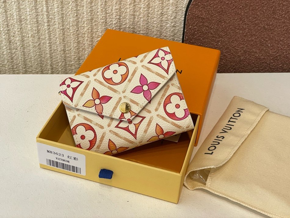 LOUIS VUITTON VICTORINE wallet M83623