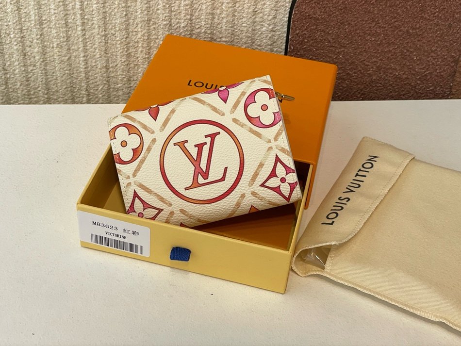 LOUIS VUITTON VICTORINE wallet M83623