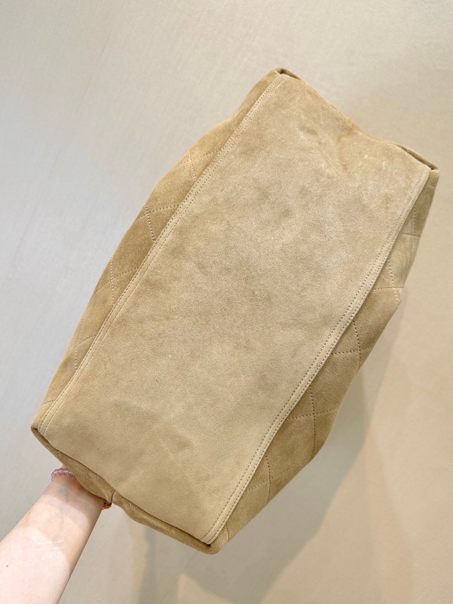 6475 26B 大双C麂皮托特包太有都市时髦气息啦!