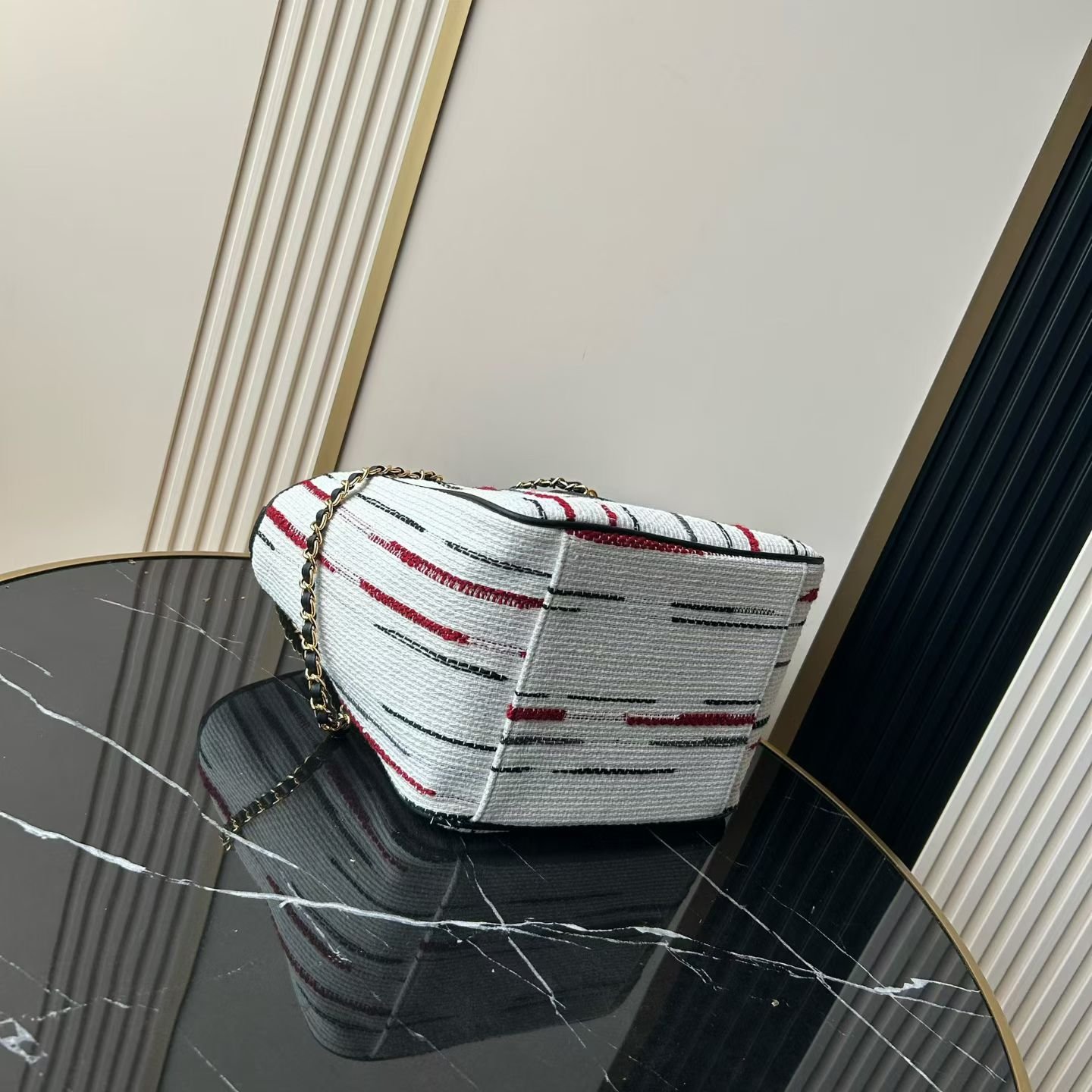 Chanel 26B高级手工坊系列双C托特包